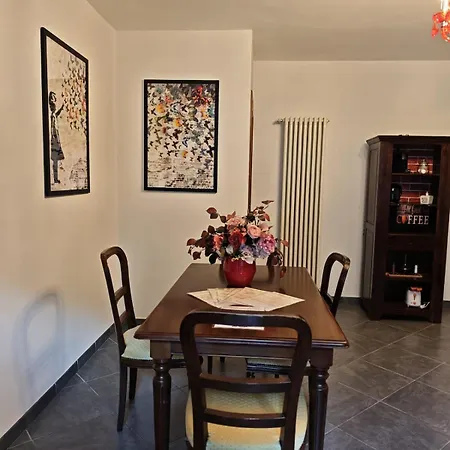 La Casita Di Sopra , Spacious 2 Bedroom Apartment, Con Self Check-in