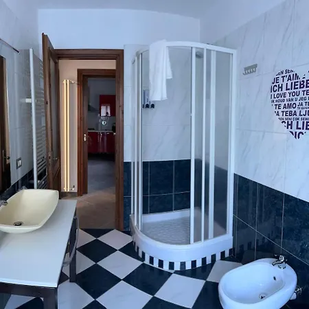La Casita Di Sopra , Spacious 2 Bedroom Apartment, Caldo E Silenzioso A Pochi Minuti Dalla Sacra Di San Michele Con Self Check-in * Caprie
