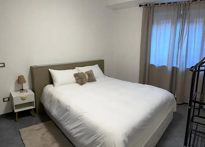 La Casita Di Sopra , Spacious 2 Bedroom Apartment, Con Self Check-in